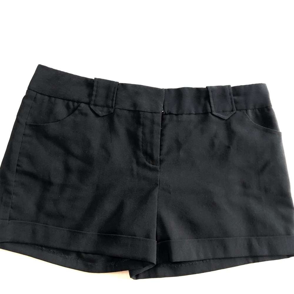 🎄3/$20🎄Women’s dress shorts